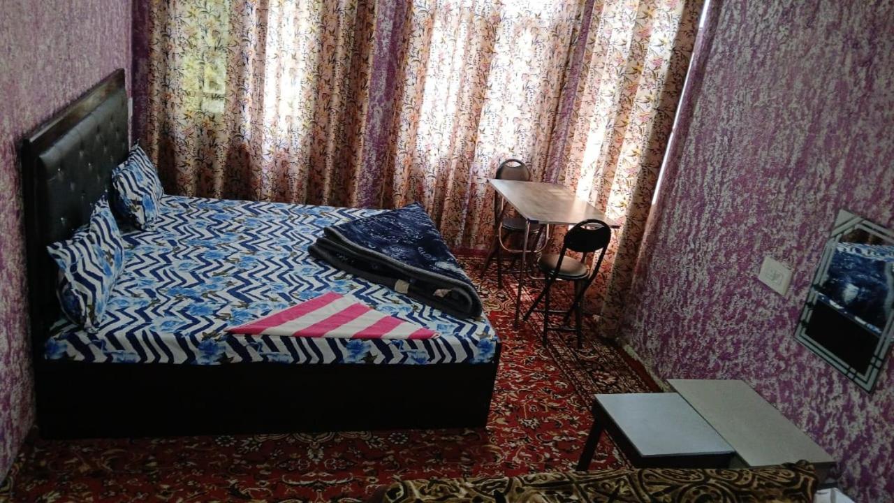 Hotel Sunlight Srinagar Esterno foto