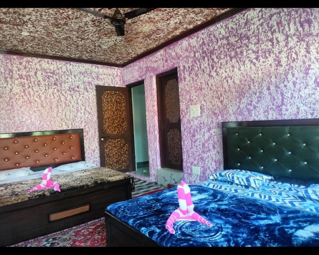 Hotel Sunlight Srinagar Esterno foto