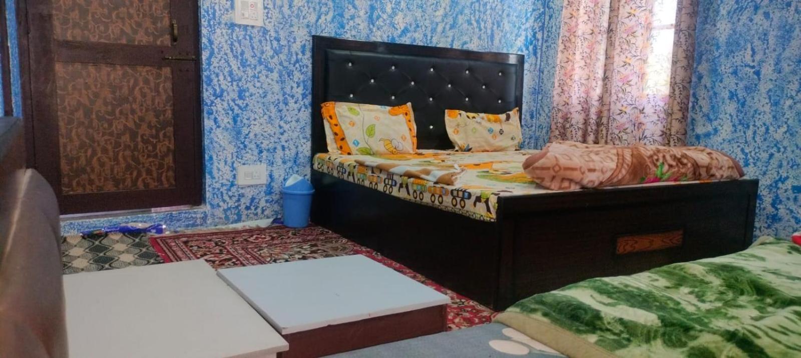 Hotel Sunlight Srinagar Esterno foto